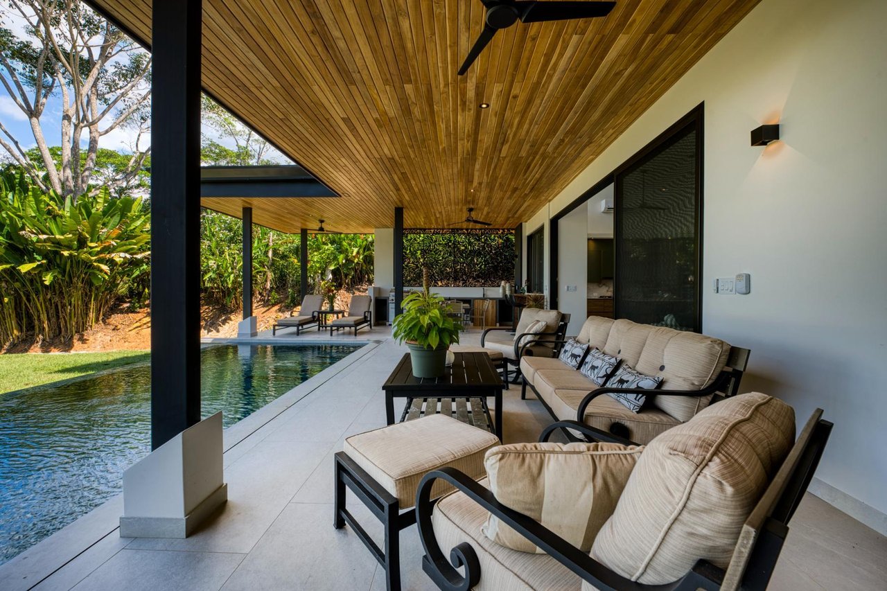 Gated Infinity Pool Home, Uvita, Puntarenas