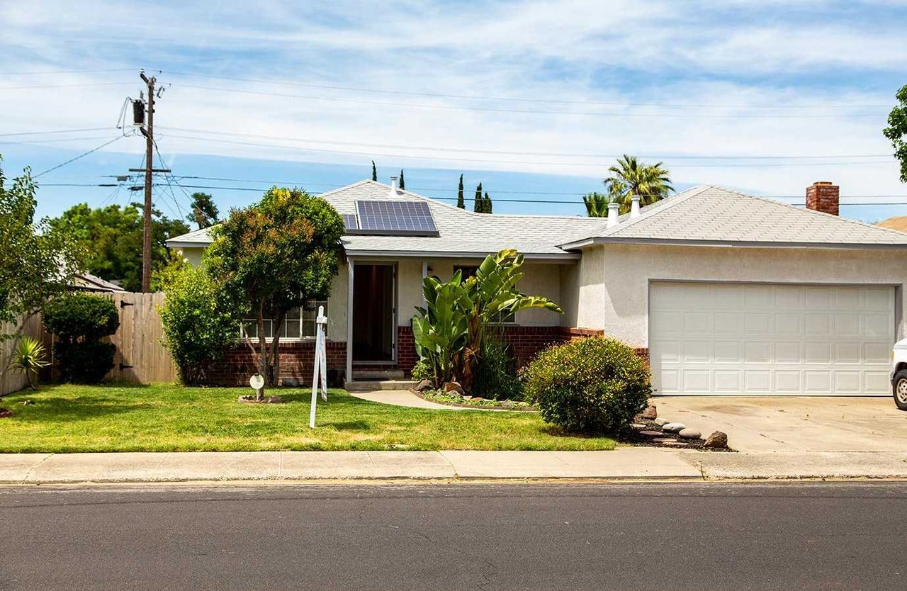 523 Martha Street