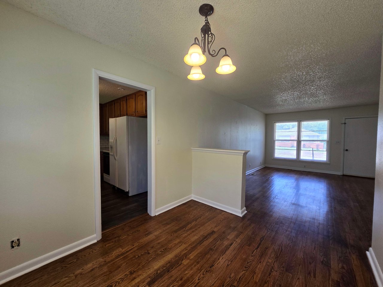 1219 Rose Dr