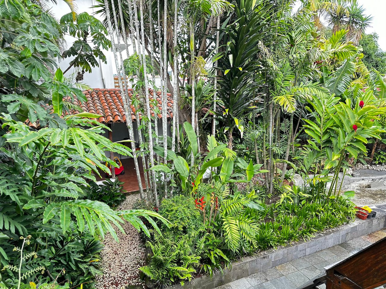 Artisan Colonial Family Home, Curridabat, San Jose