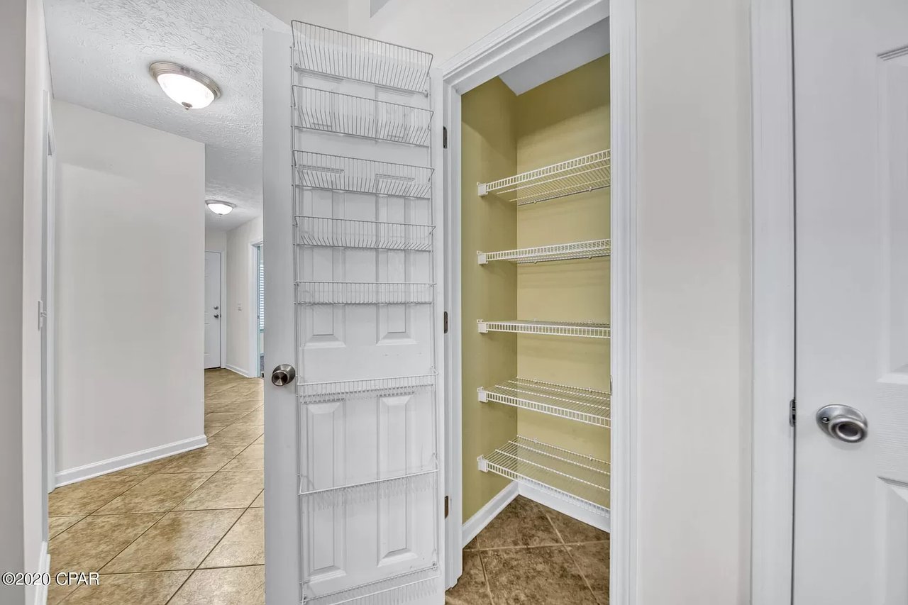 134 White Cap Way