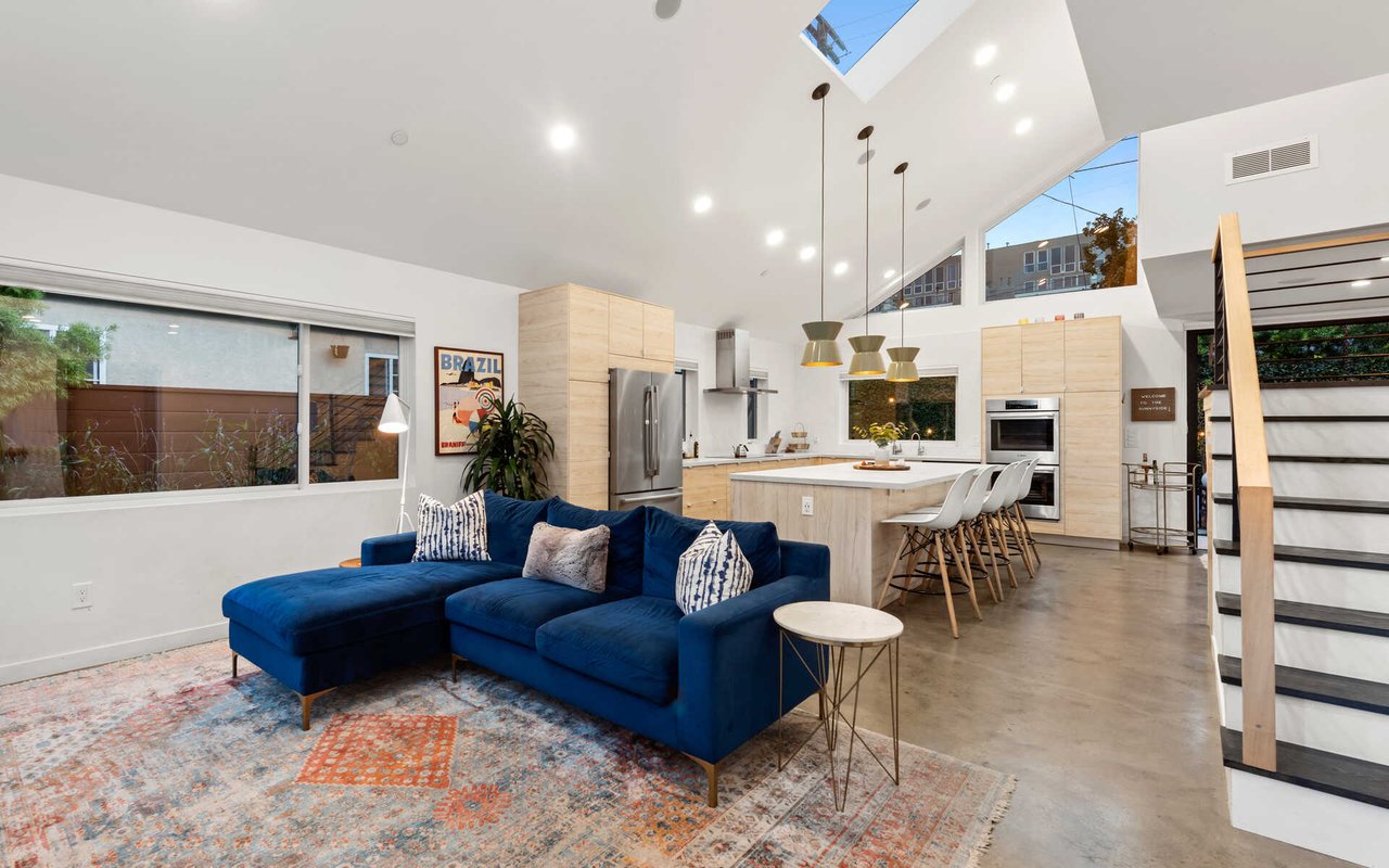 4127 Sunnyside Ave