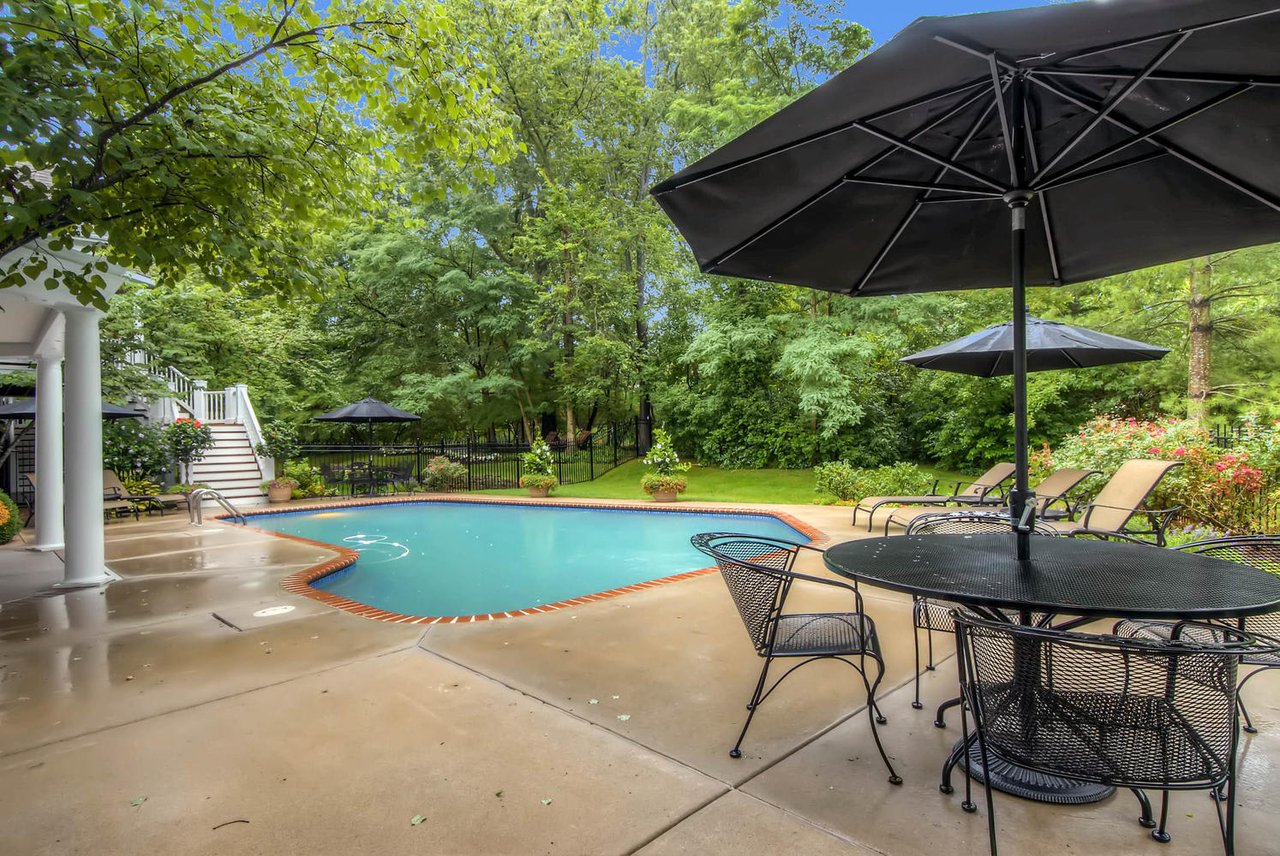 Southern Style, Reverse 2-Story Living with Pool