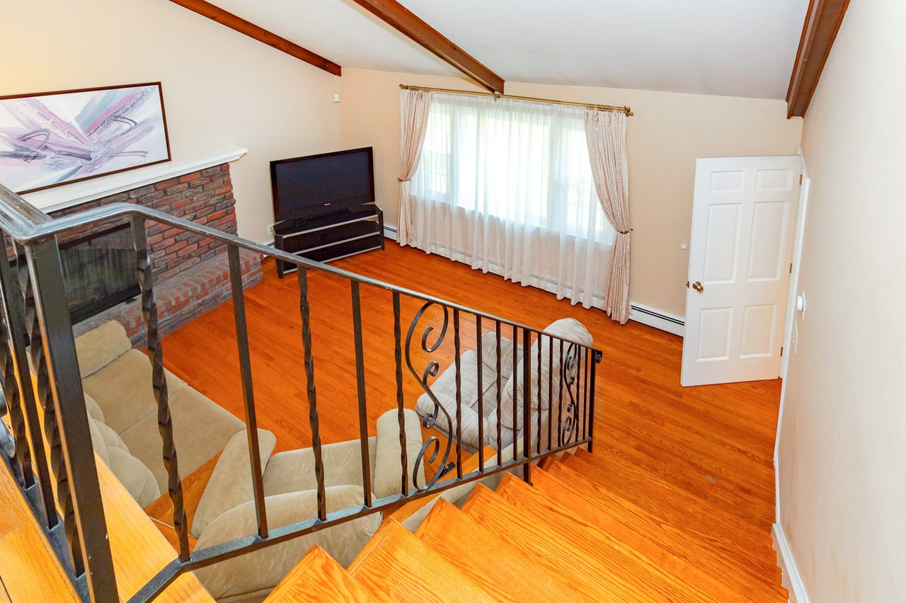 23 Brookland Farms Road
