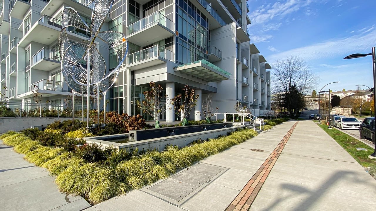 502-2351 Beta Ave