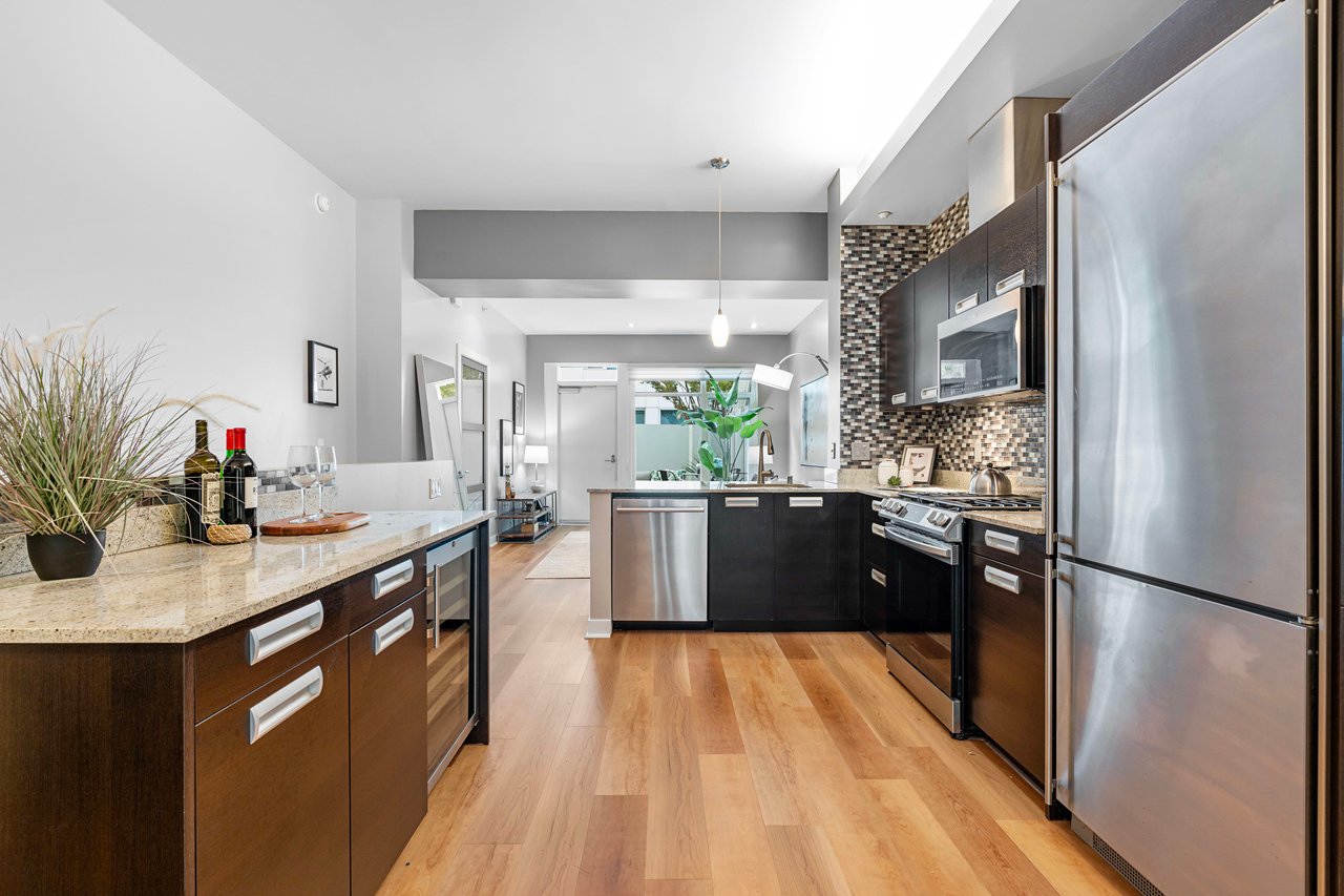 300 Berry St. # 445