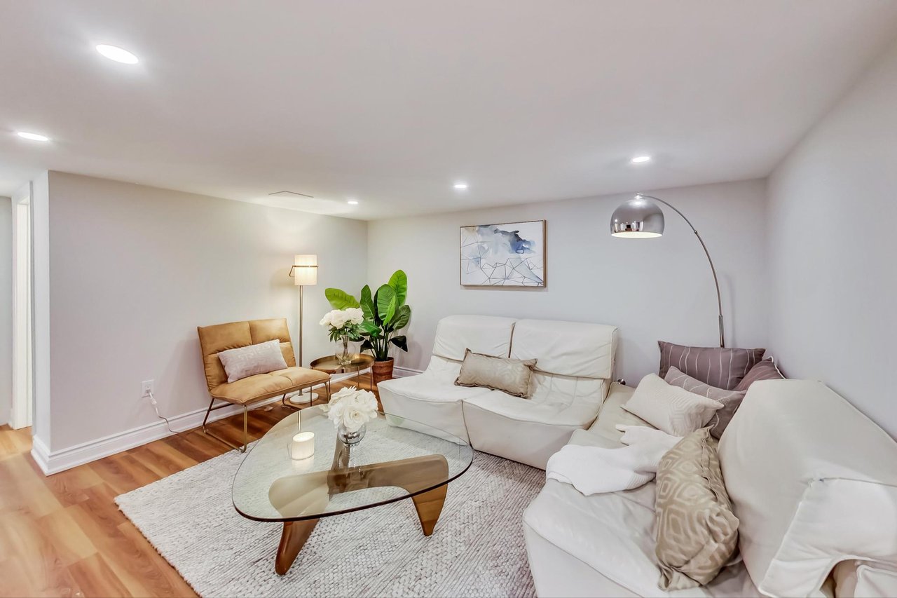 14 Armadale Avenue in Swansea Bloor West