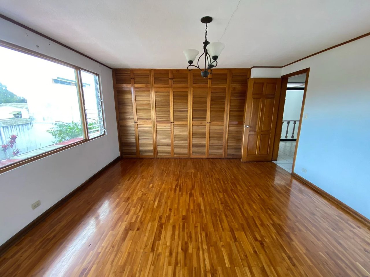 Versatile Mixed Use Estate, Curridabat, San Jose