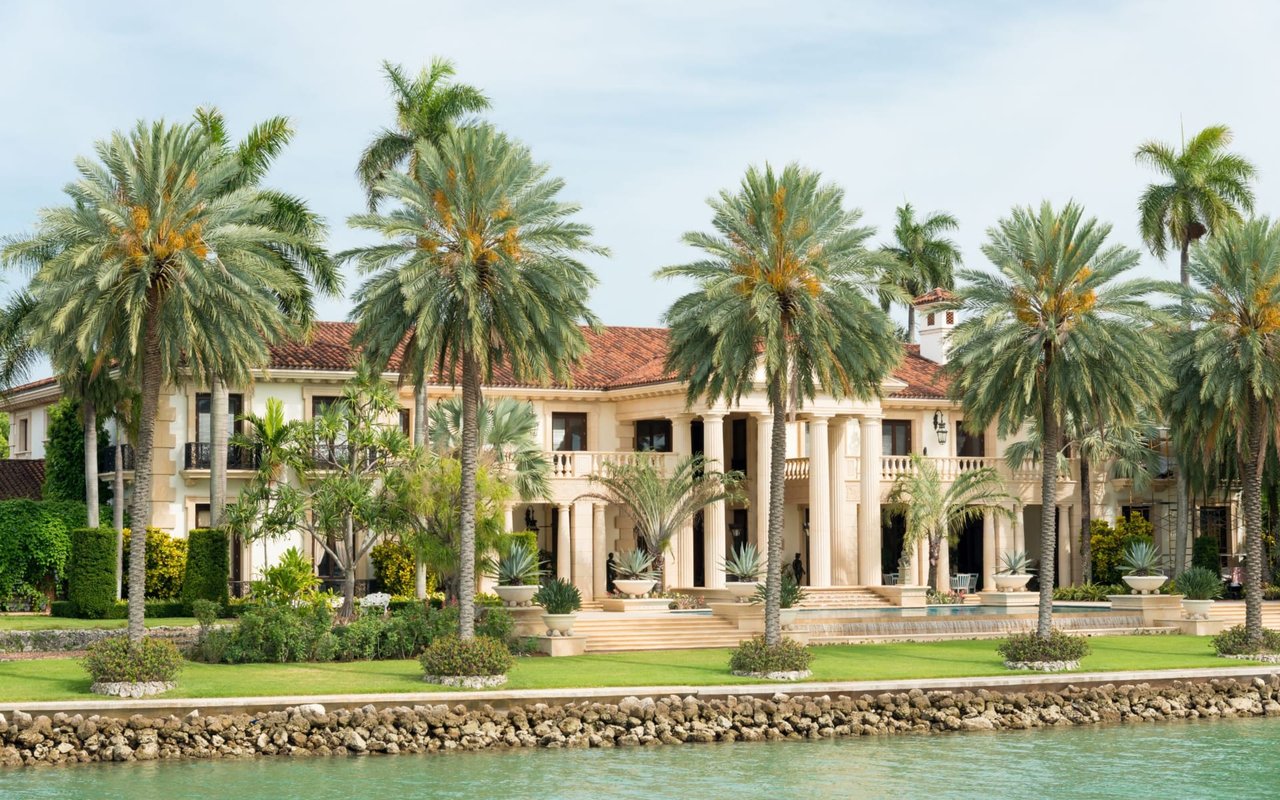 ROYAL PALM YACHT AND COUNTRY CLUB