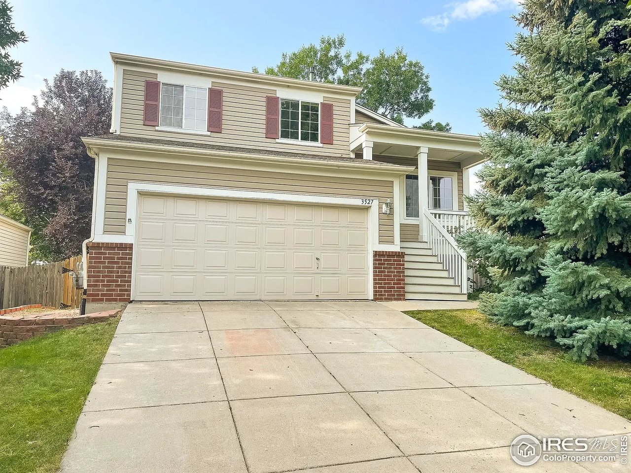 3527 Bluestem Ave