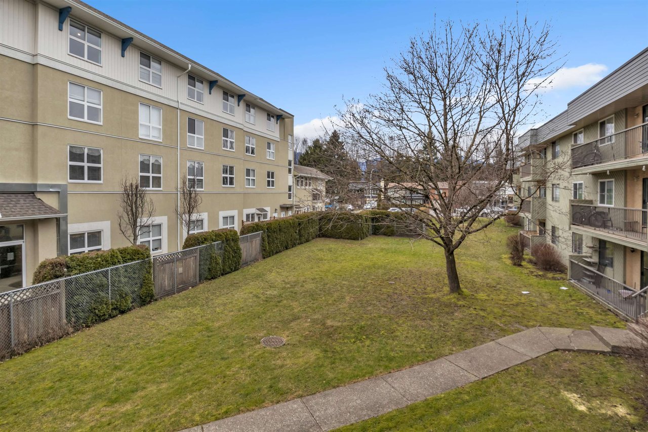 111-45598 Mcintosh Dr