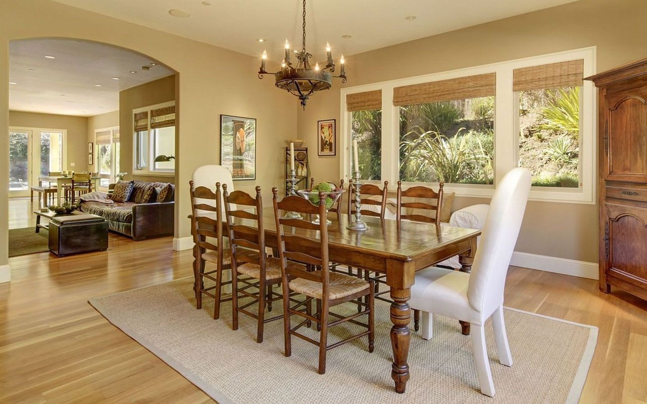 Luxurious Residence Featured in Several Magazines- Represented Buyer