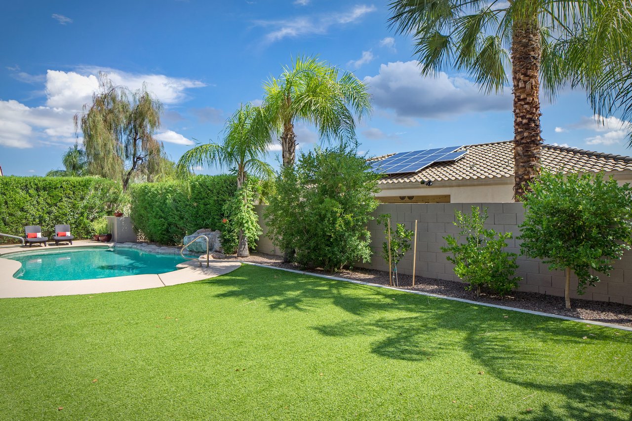 Beautifully Updated Oro Valley Home