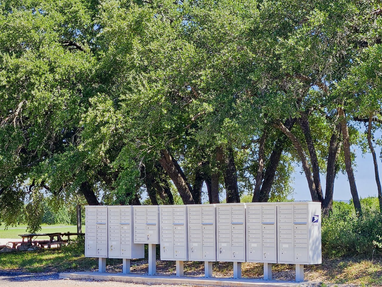Spicewood Hanger