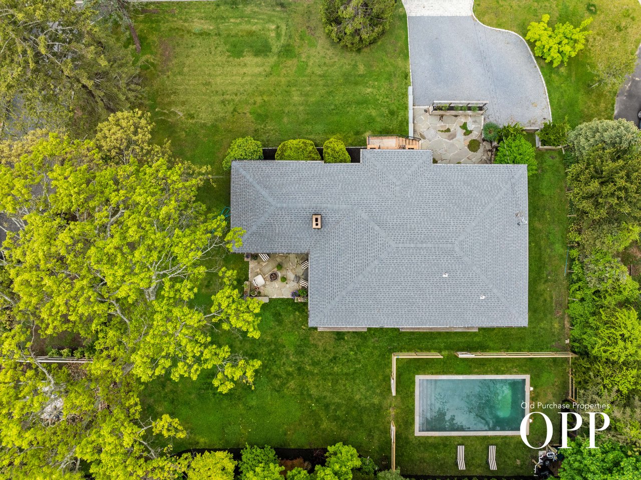 HIGHEST SALE ON HIGHVIEW BOULEVARD