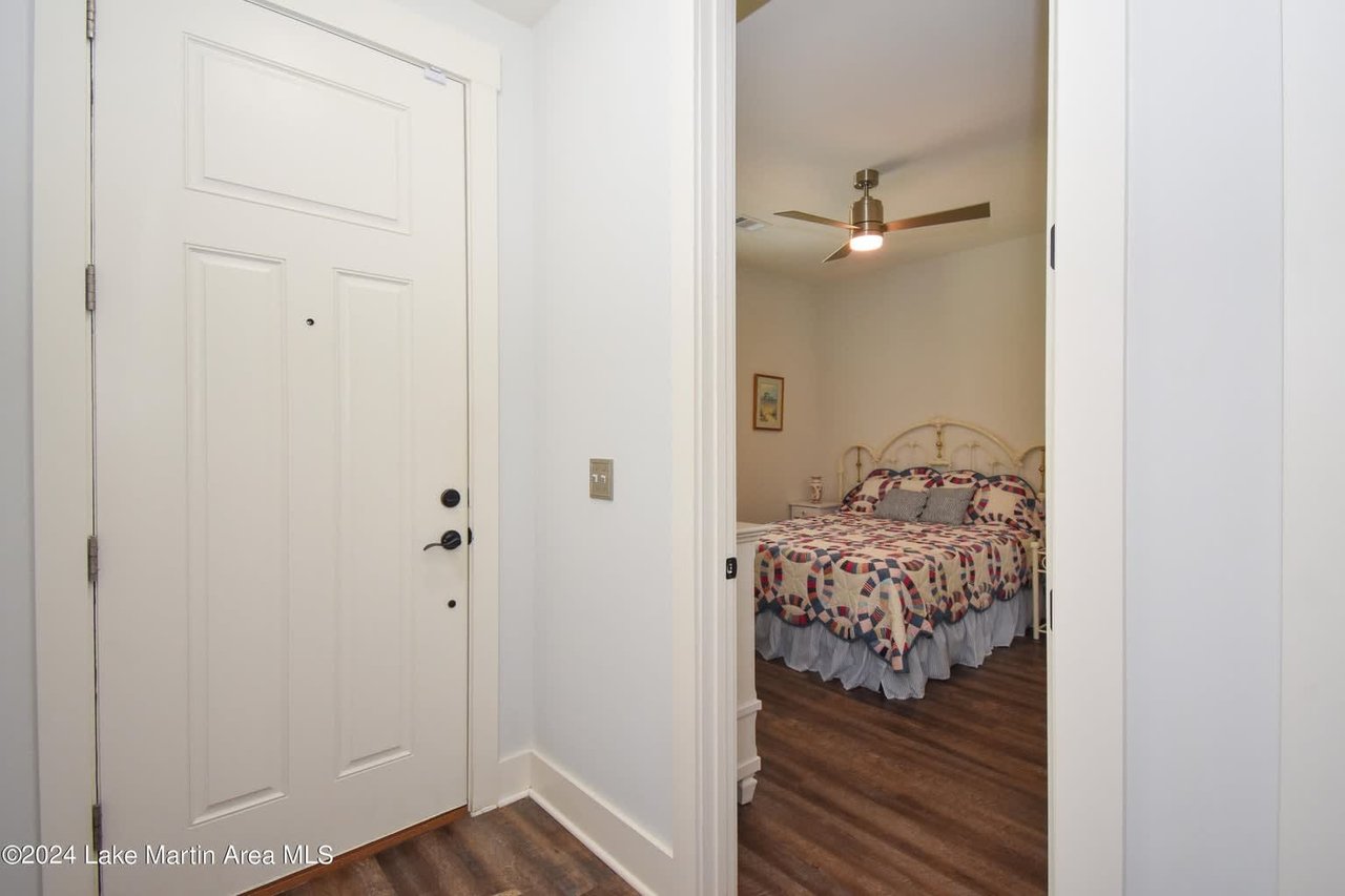 350 Moonbrook Dr, #103