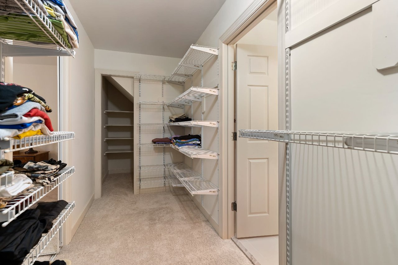 3328 Robious Forest Way