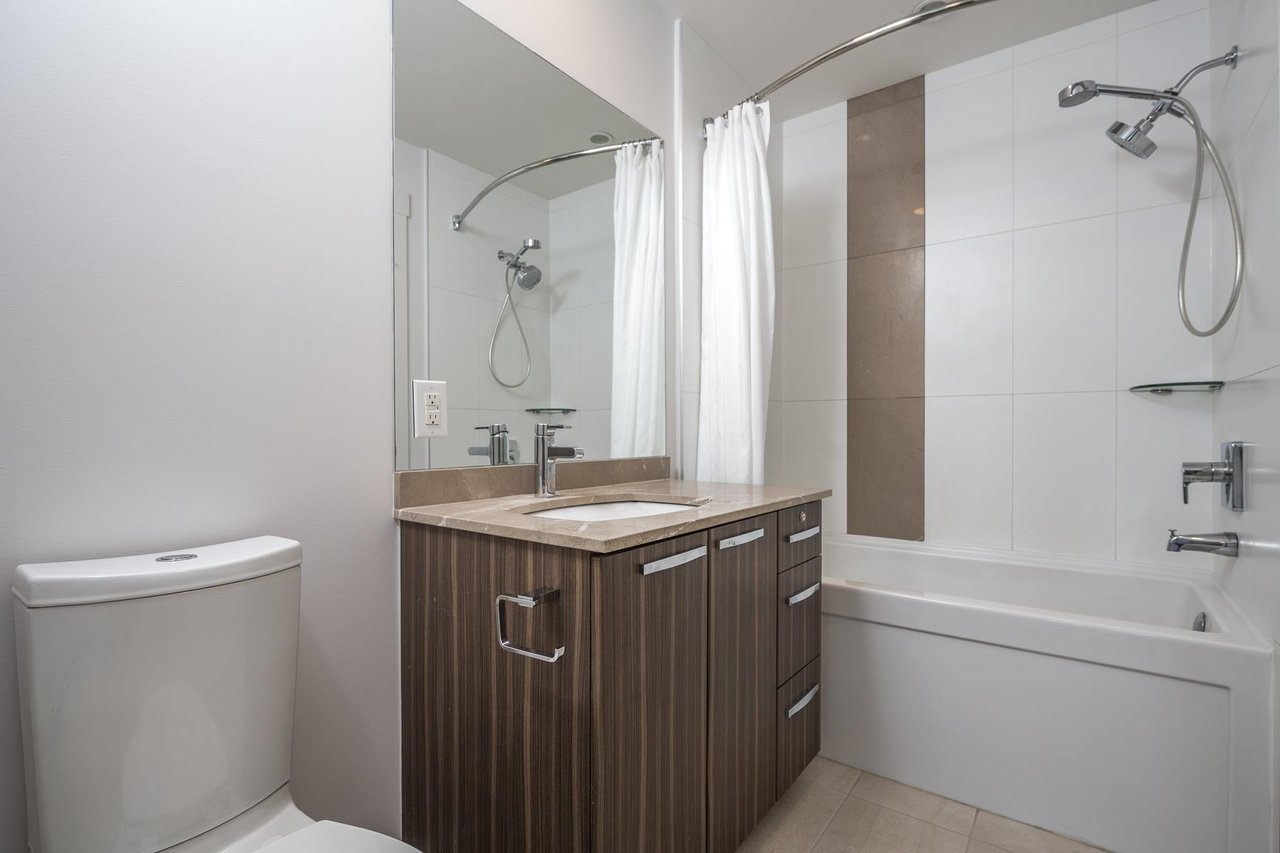 407-733 W 14th St