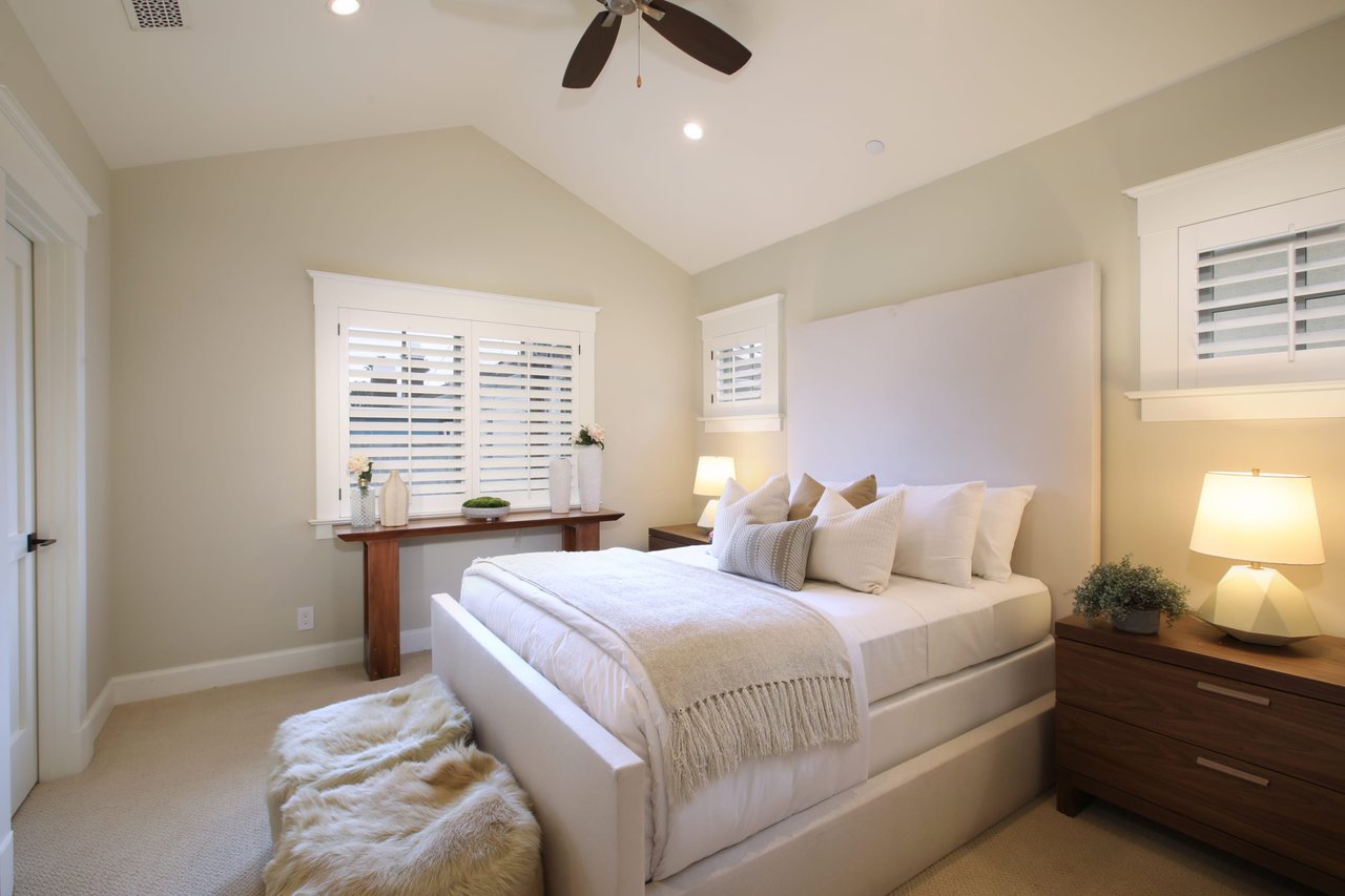 426 Dahlia Avenue