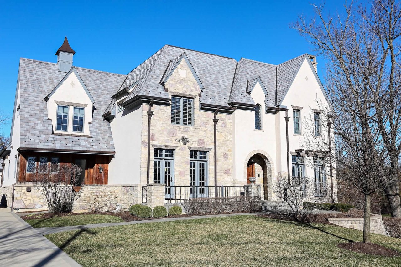 Brilliantly Designed Luxury Estate