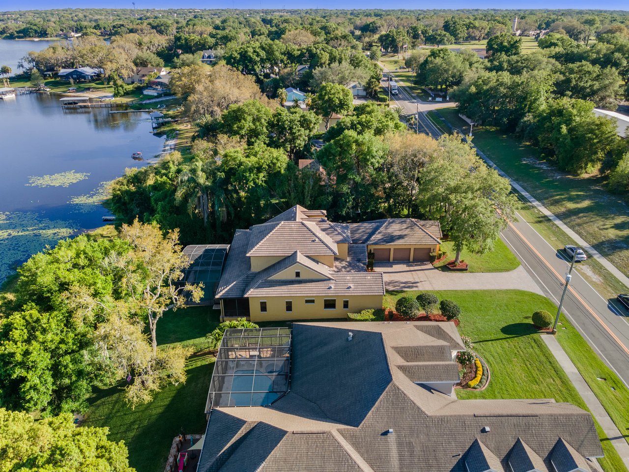 321 WOODLAWN CEMETERY RD