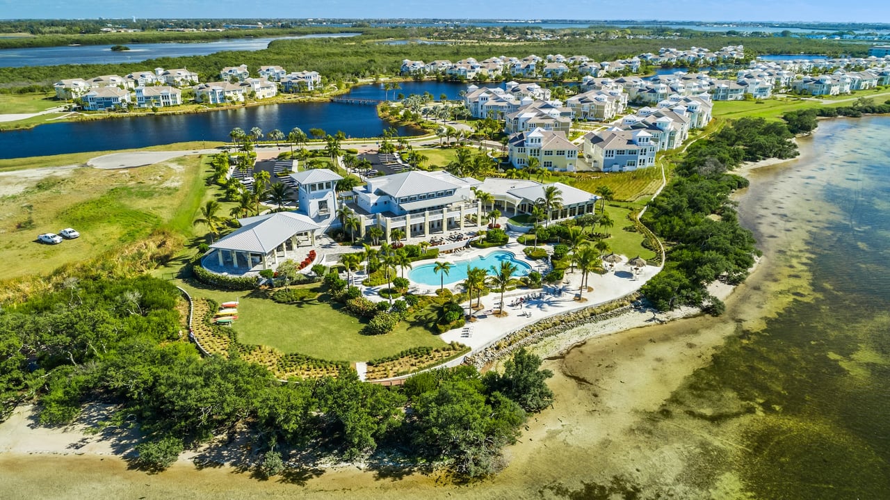 Harbour Isle on Anna Maria Sound