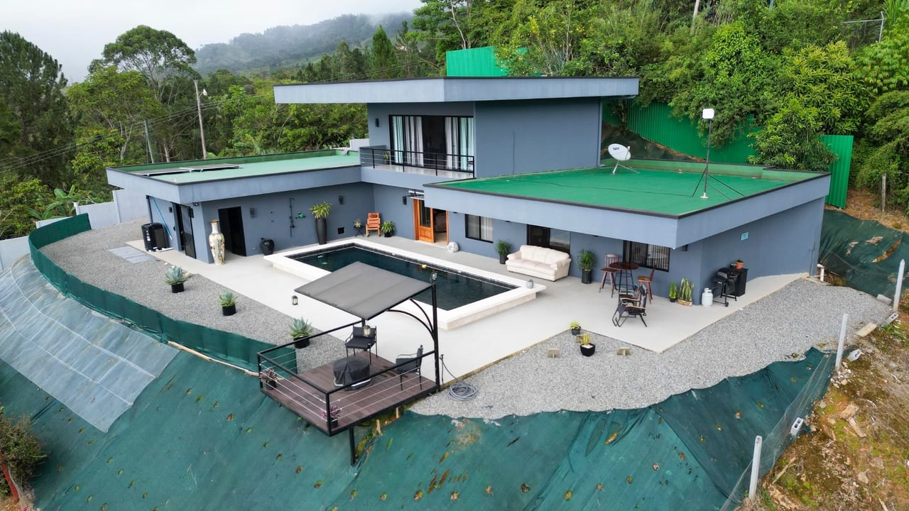 Tropical Villa with Guest Casita, Perez Zeledon, San Jose