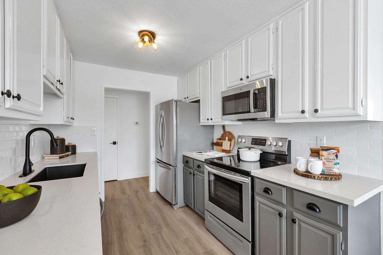 Golden Gate View Condominium
