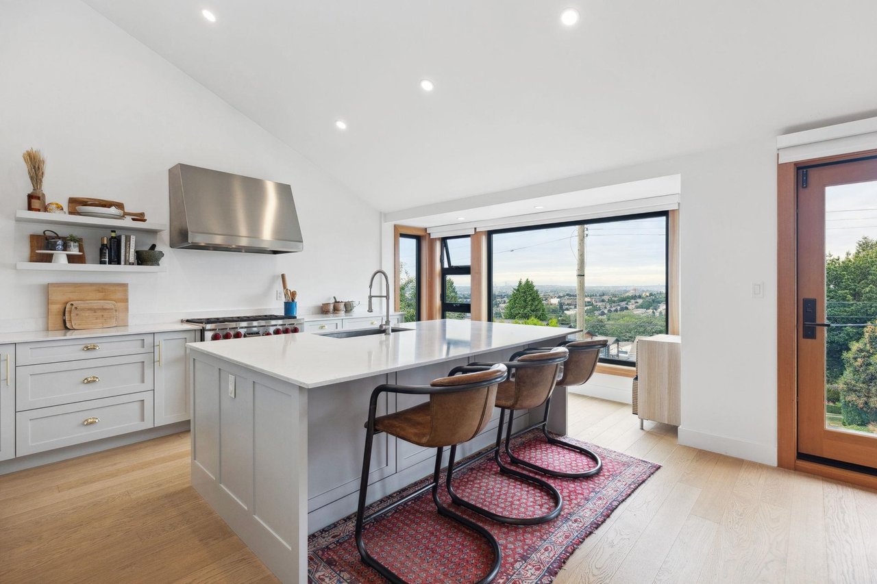 110 N Delta Avenue, Burnaby