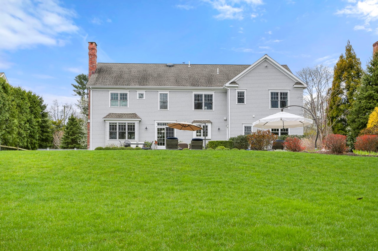 14 Woodhill Road