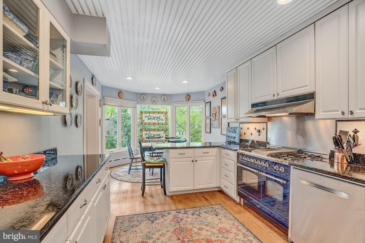 5236 Duvall Dr
