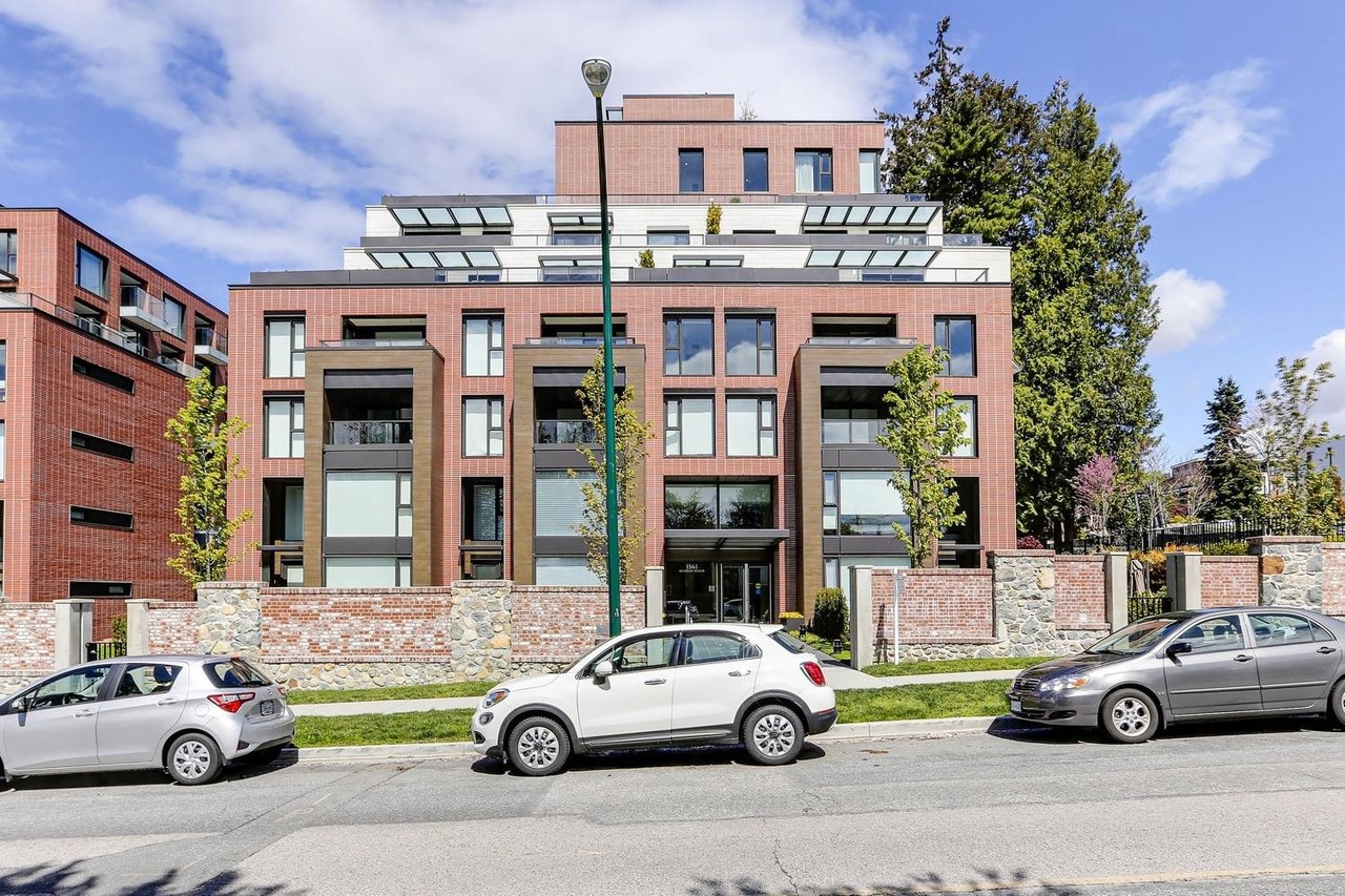 703-1561 W 57th Ave