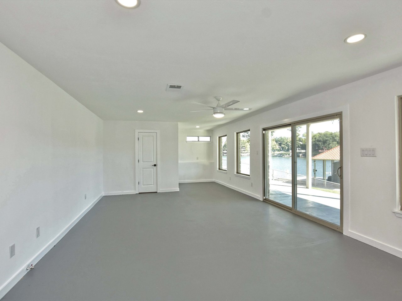 2642 Williams Lakeshore