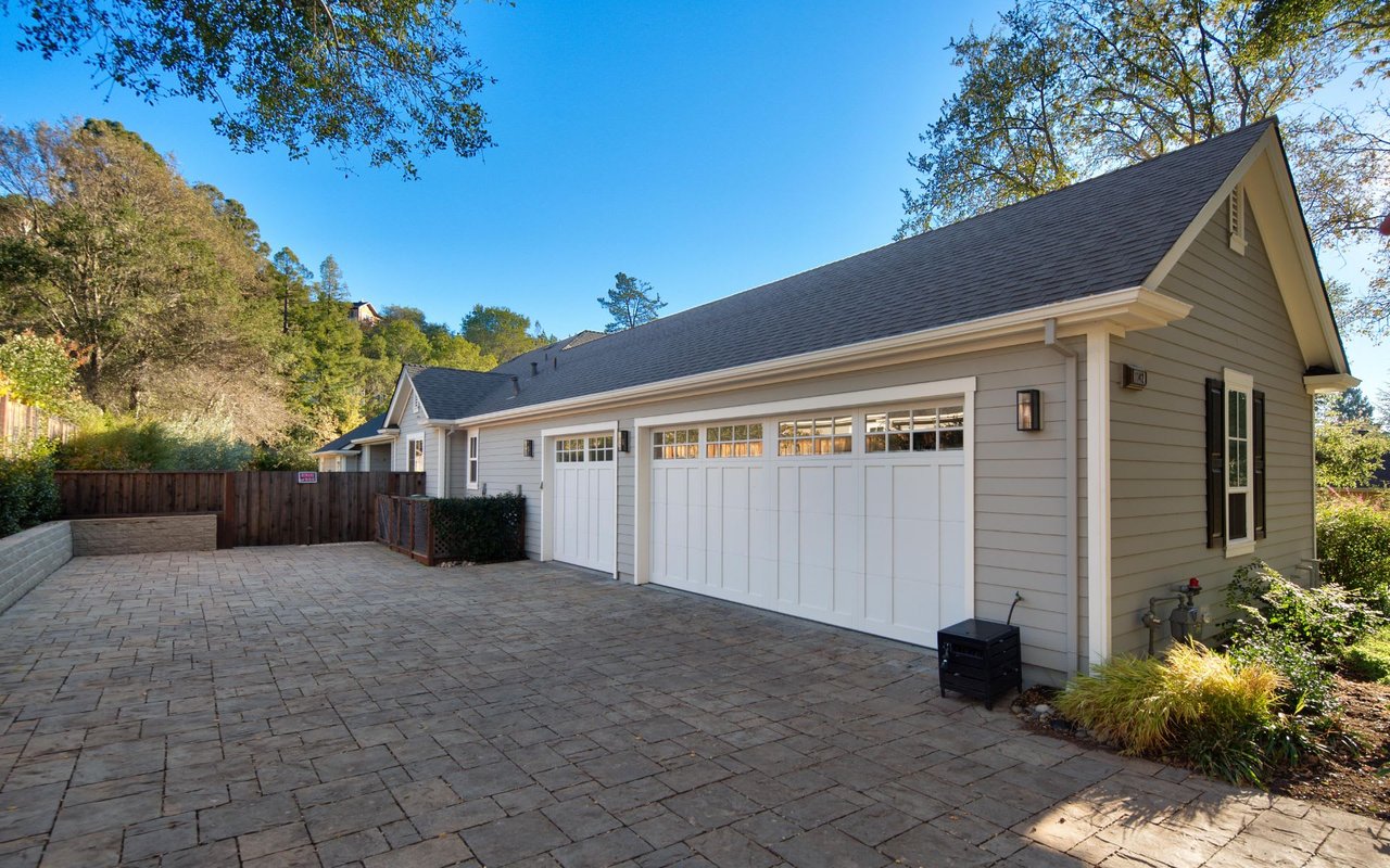 1142 Glen Rd
