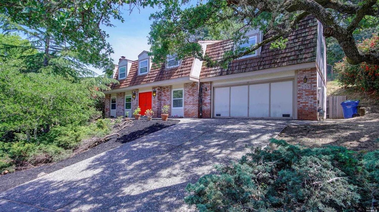 11 Jackson Ct