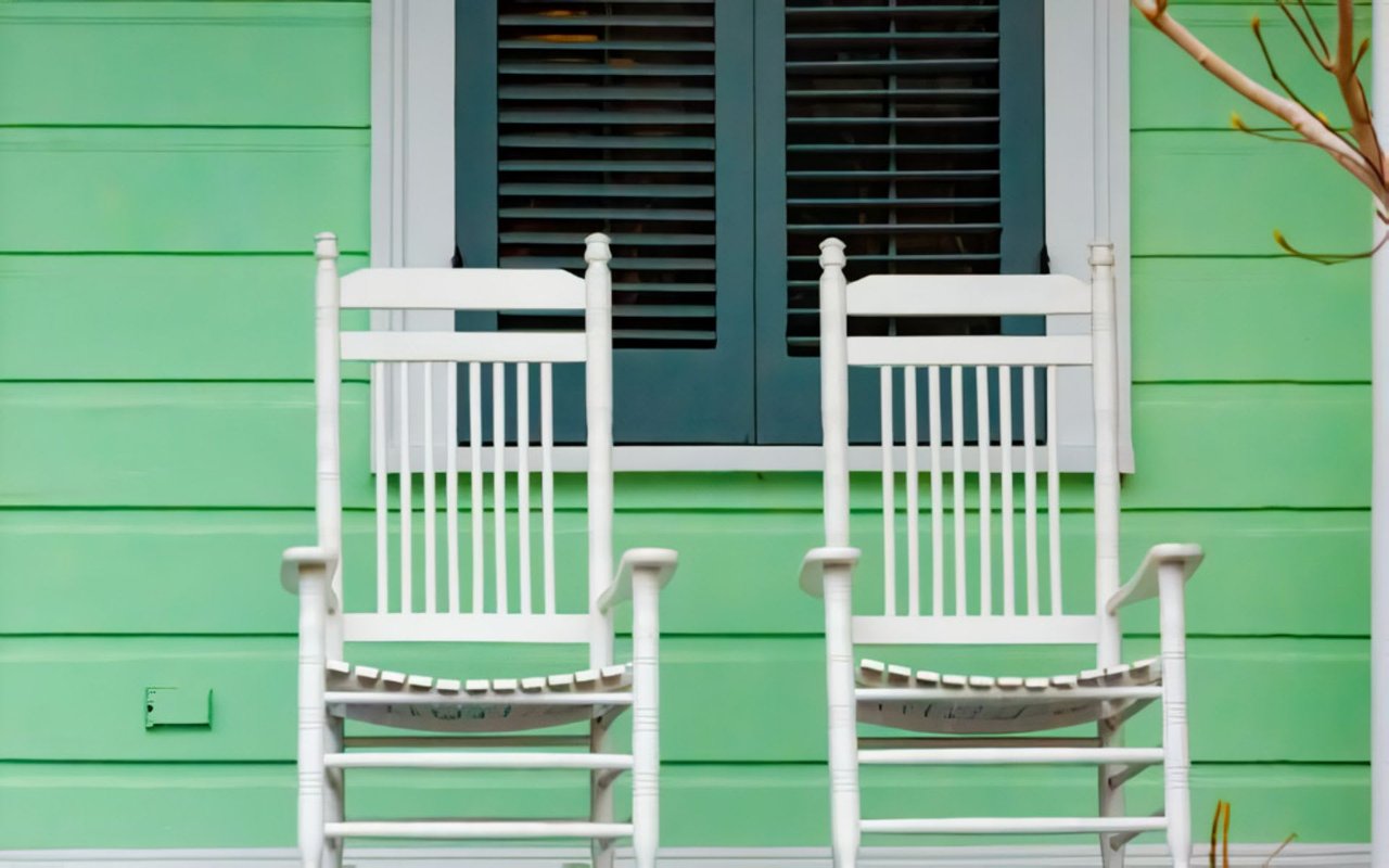 Best Paint Colors to Make Your Front Door Pop