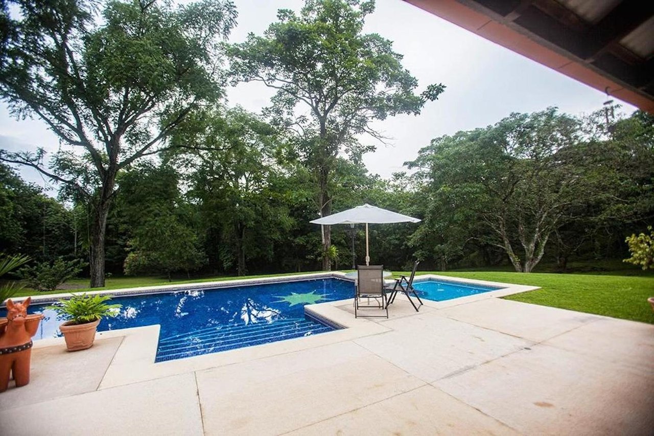 Fruit Tree Farm with Pool, Alajuela