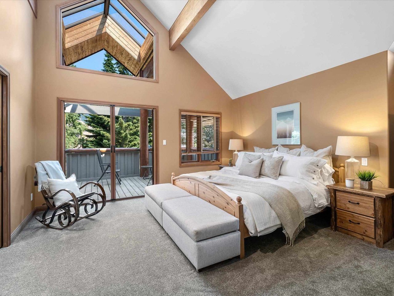 8162 Muirfield Cres
