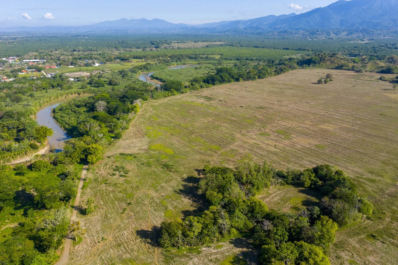 Agricultural Development Land, Manuel Antonio, Puntarenas