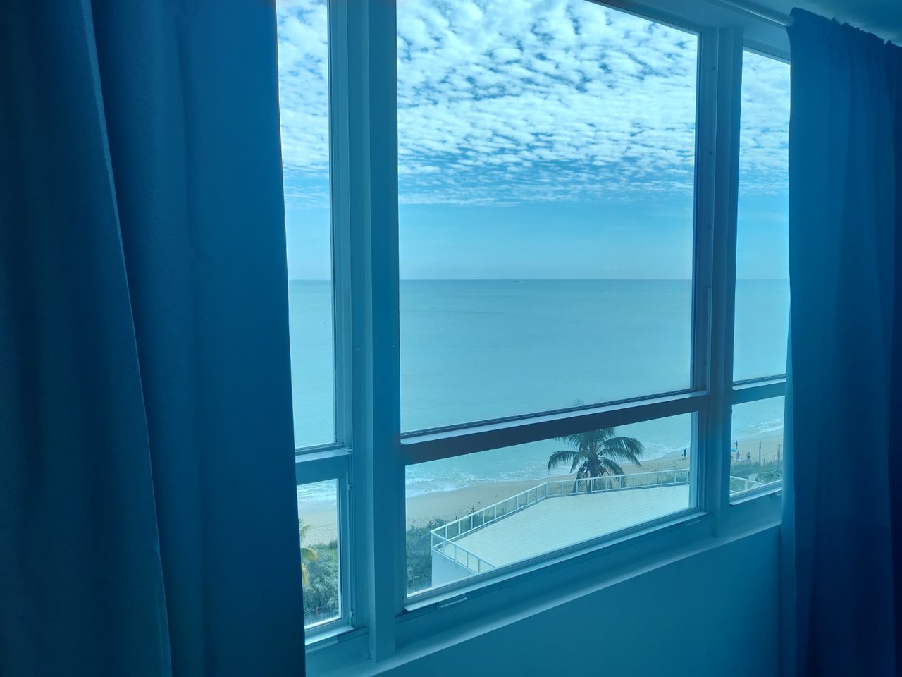 5445 Collins Ave Unit 834 Miami Beach : 
