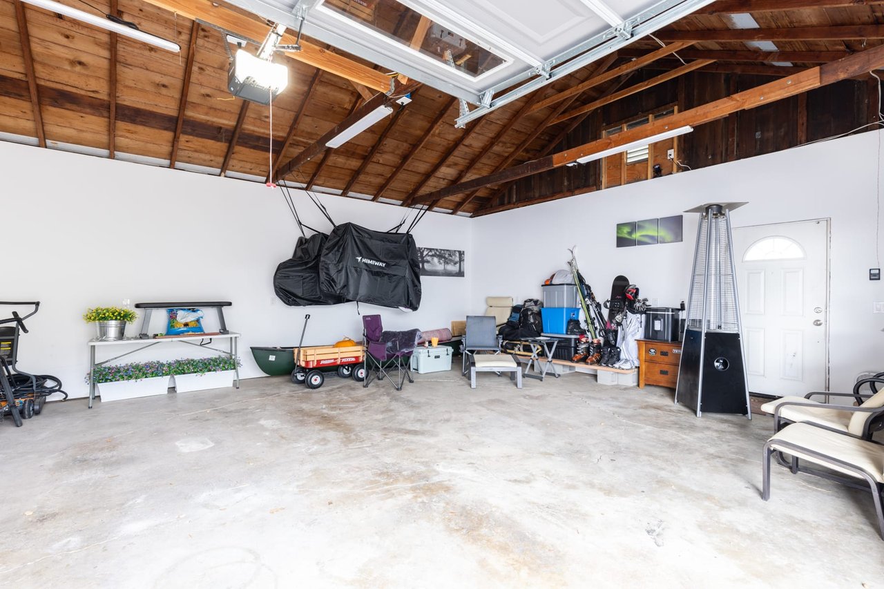 2295 Adrian St 