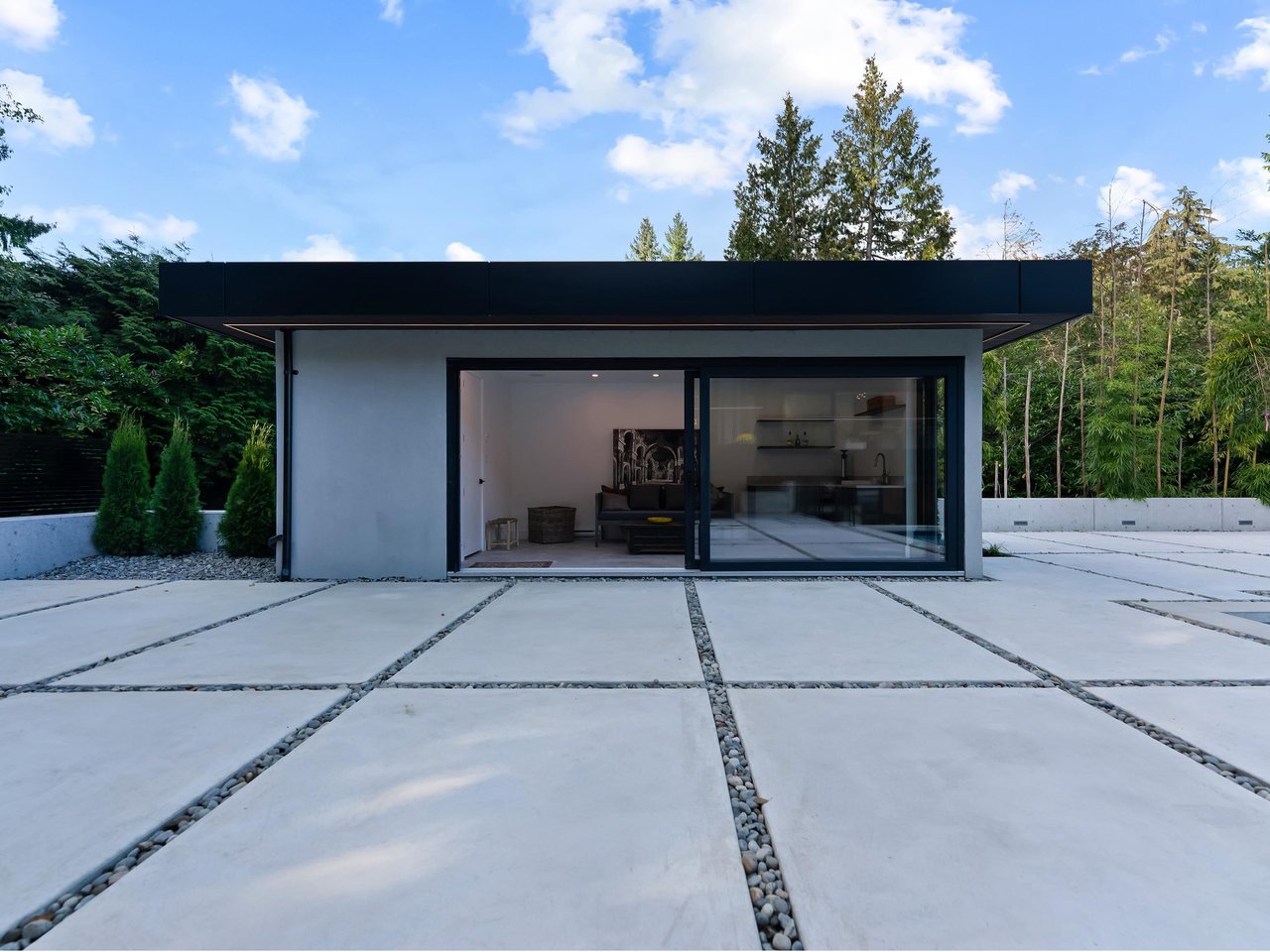 819 Burley Dr