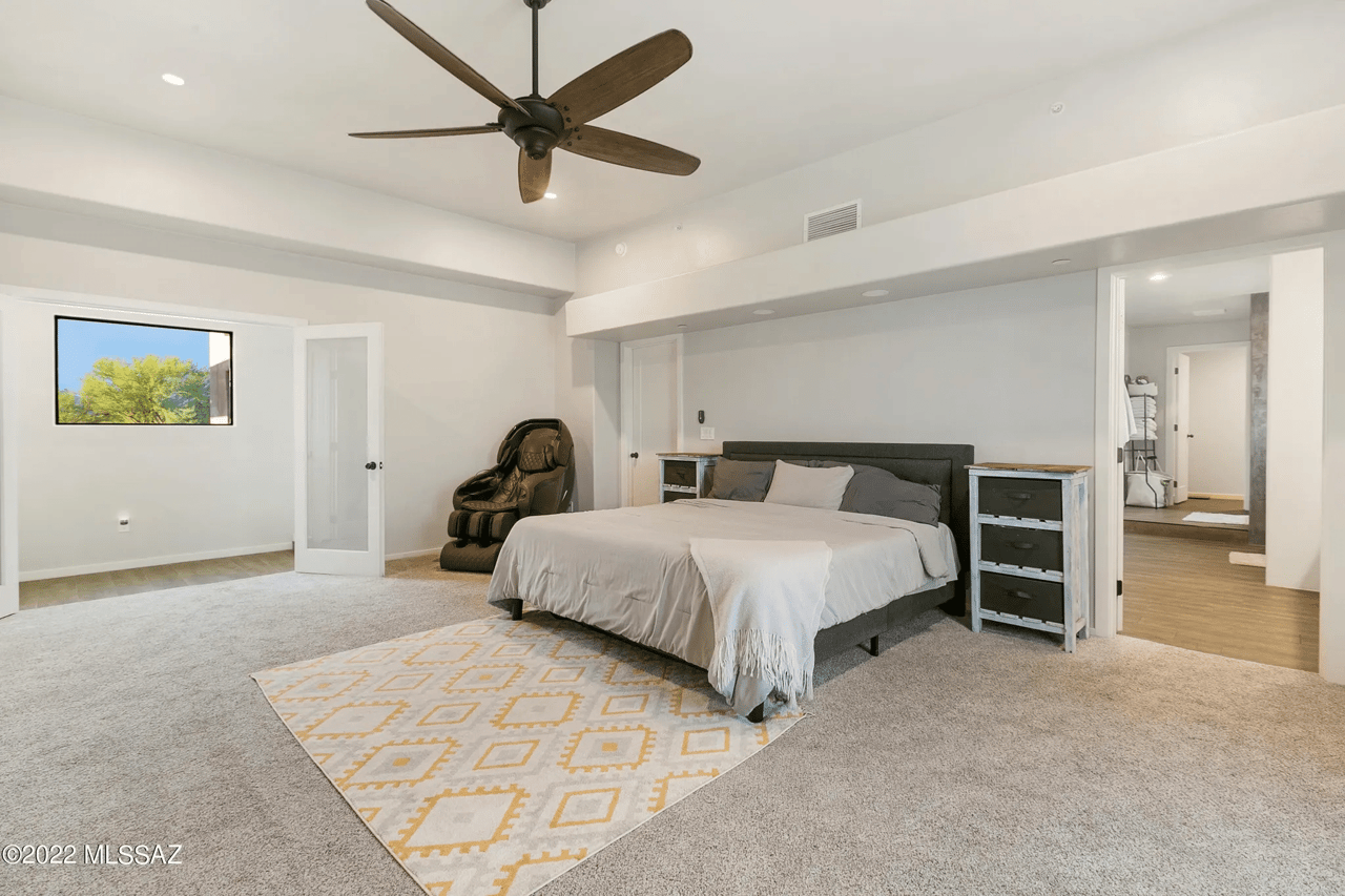 2236 W Owl Head Pl