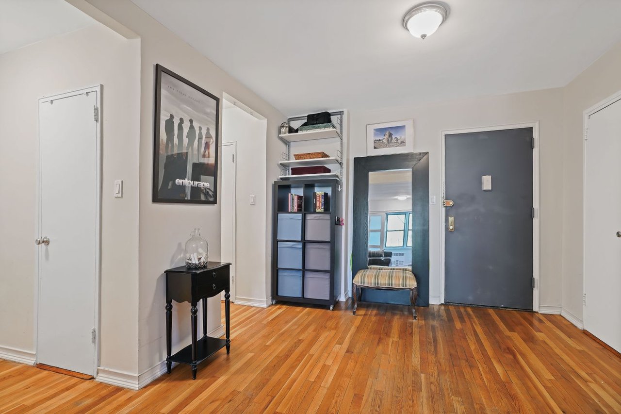 345 Webster Ave, # 4K