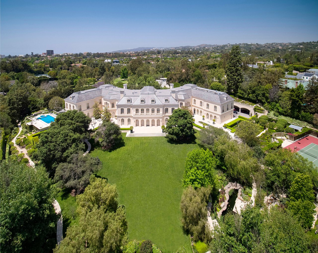 The Manor, Holmby Hills