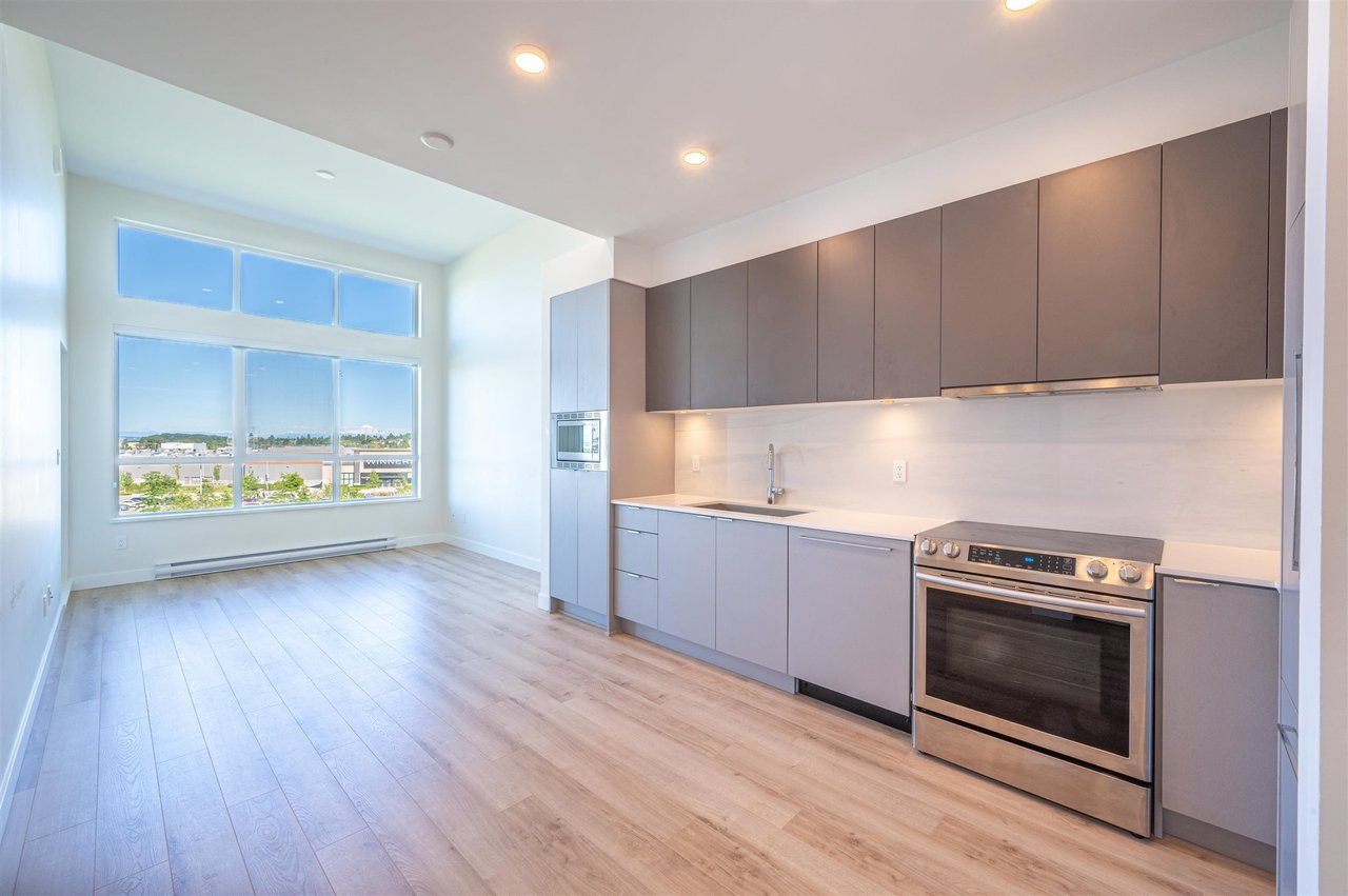 423-1892 Starling Dr