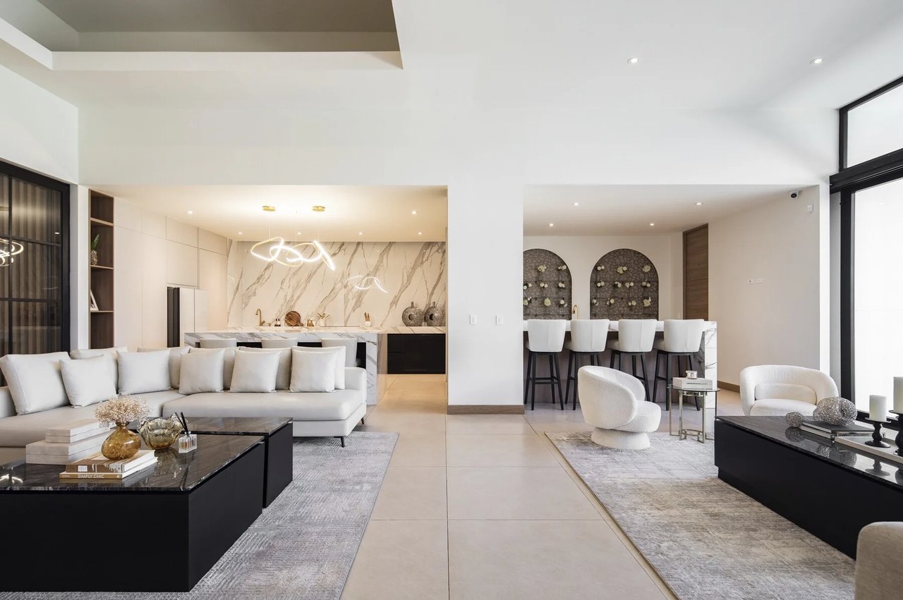 Contemporary Luxury Garden Estate, Heredia
