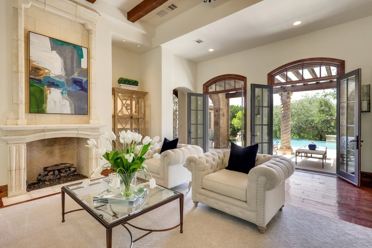 7728 Escala Dr