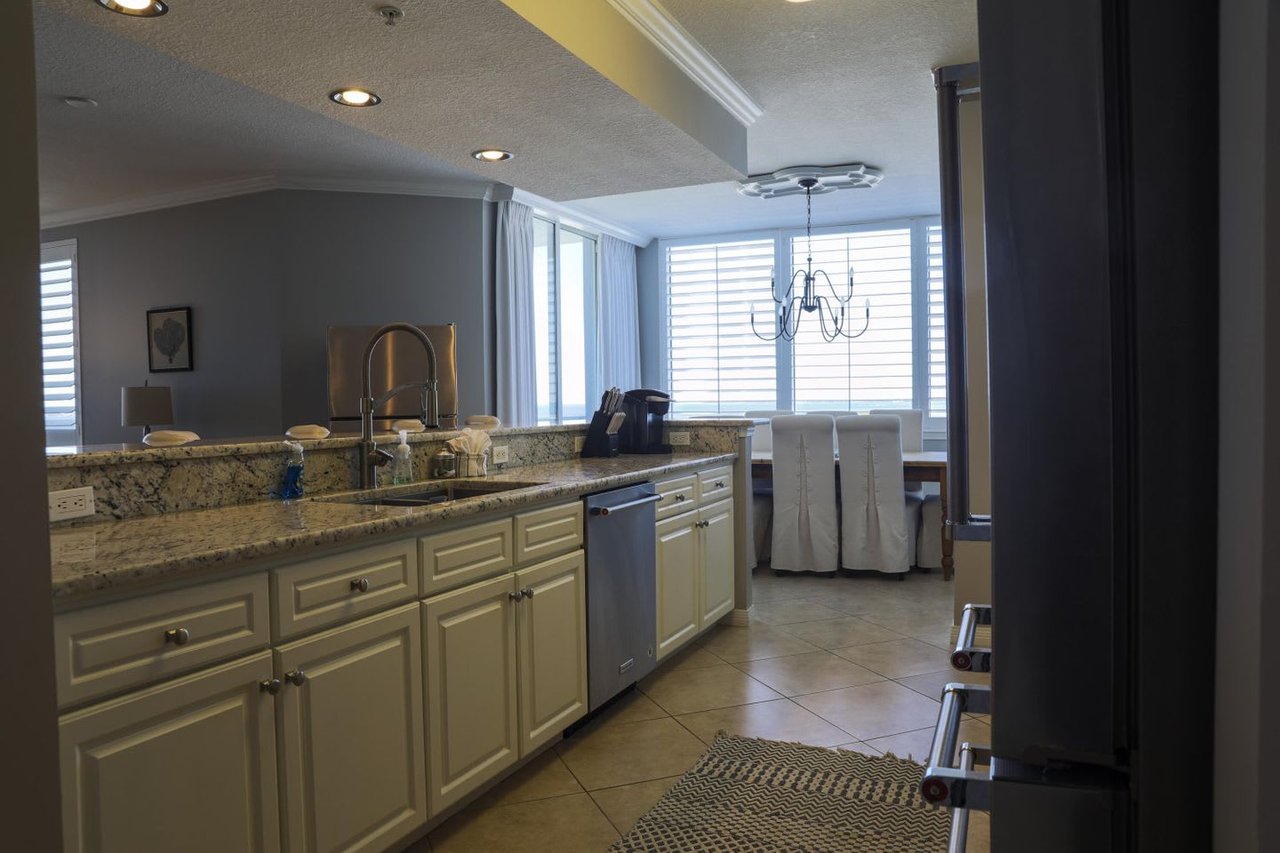  1328 SE Miracle Strip Pkwy #PH01