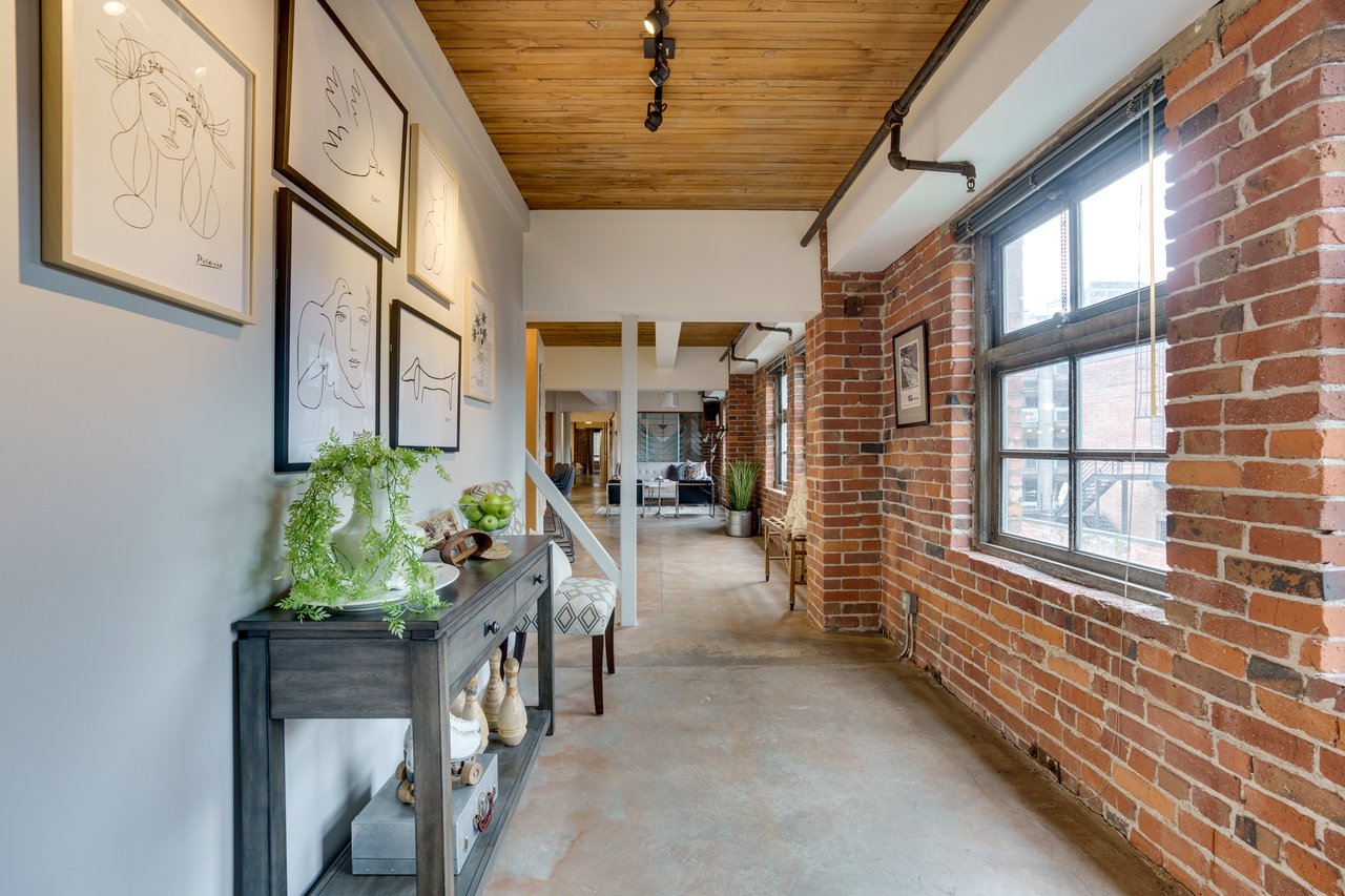 120 Powell